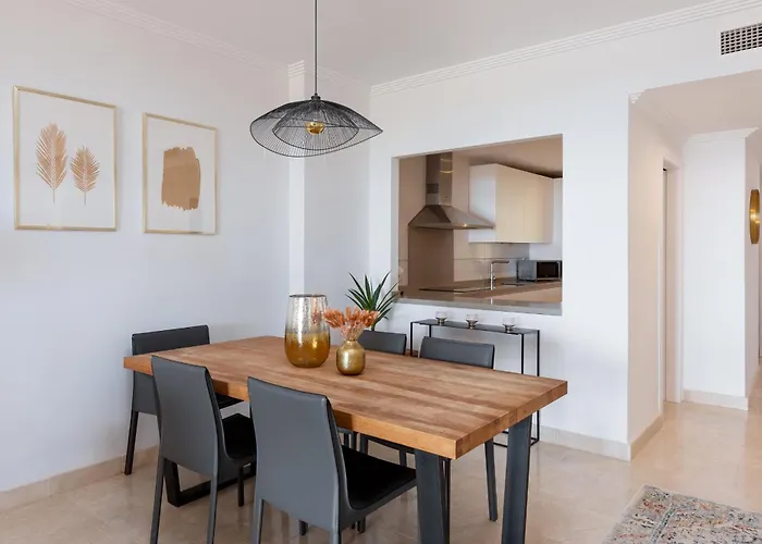 2-br Middle Floor With Sea Views *