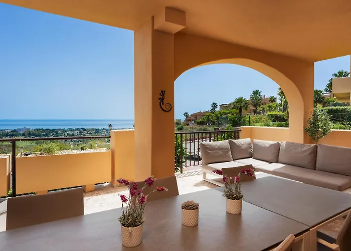 2-br Middle Floor With Sea Views