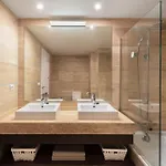 2-br Middle Floor With Sea Views * Benahavís