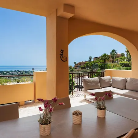 2-br Middle Floor With Sea Views