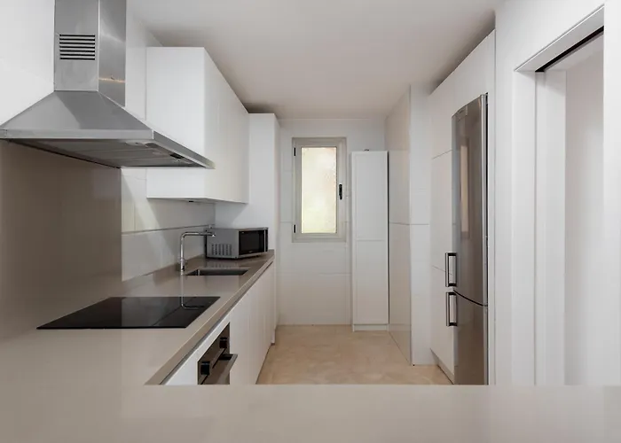 2-br Middle Floor With Sea Views アパート ベナアビス