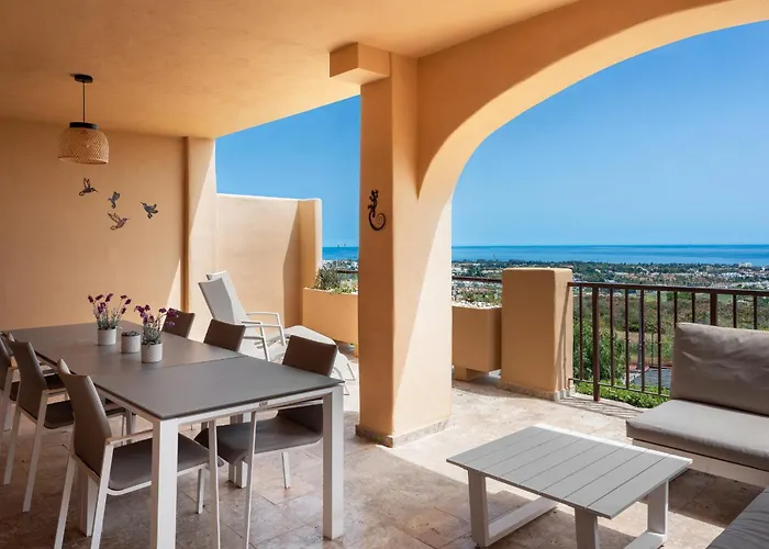 2-br Middle Floor With Sea Views *